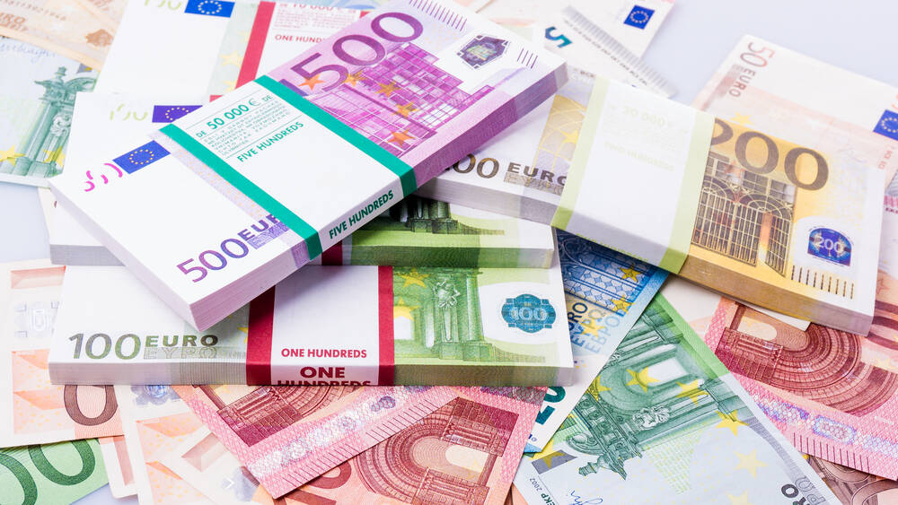 Manfaatkan Dolar AS Yang Lemah EURUSD Rebound Penurunan Dua Hari 