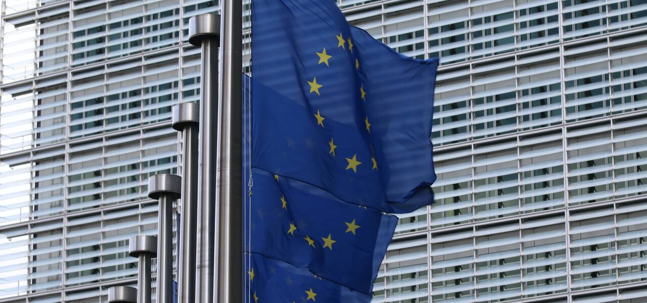 EURUSD Stabil Di Tengah Fokus Pasar Pada Pidato ECB dan FED